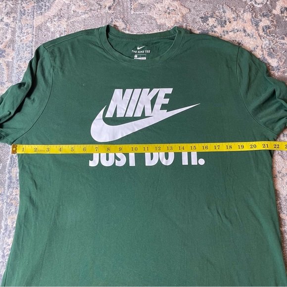Nike Men's Forest Green Dri-FIT Long Sleeve Tee - Picture 5 of 5